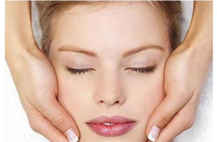 深圳光子嫩膚體驗(yàn)?zāi)募液茫?四大權(quán)威醫(yī)療機(jī)構(gòu)終極對(duì)比指南