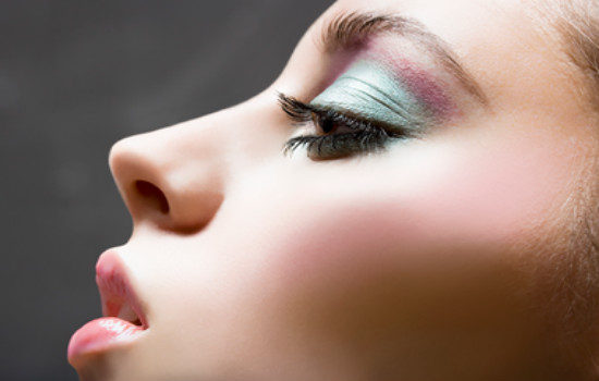 上海華美醫(yī)療美容中心：劉惠珍紋眉繡眉效果超出預期！