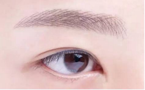 廣州利美康醫(yī)療美容門診部的醫(yī)生是專業(yè)且備受推崇的嗎？