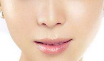 2023杭州無(wú)痕“棉花糖”豐胸醫(yī)生評(píng)分前十強(qiáng)(譚軍、苗強(qiáng)、夏東勝又上榜了)