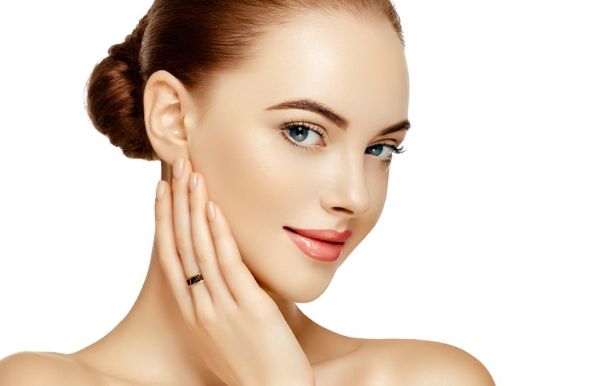 煙臺(tái)哪家醫(yī)院做鼻子好？選擇醫(yī)療水平領(lǐng)先的專(zhuān)業(yè)醫(yī)院，打造完美鼻形！