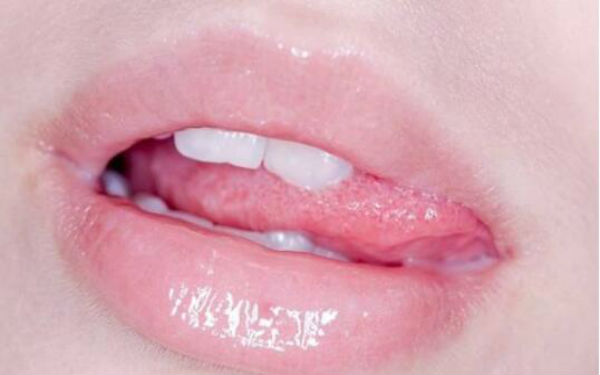 2023廣東雙眼皮做手術(shù)排行前10強(qiáng)醫(yī)生(王友元、趙進(jìn)、卞徽寧TOP實力誰更好？)