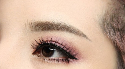 重慶雙眼皮修復(fù)醫(yī)生排名Top3，專(zhuān)家推薦：曹呂梅、胡金香、王振榮，修復(fù)技藝高超！