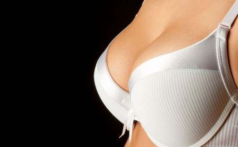 李信峰鼻部整形后引發(fā)的問題案例分析，了解醫(yī)生技術(shù)實力！