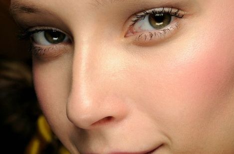 北京美聯(lián)臣醫(yī)療美容醫(yī)院的坐診人氣醫(yī)生簡介及個(gè)人收費(fèi)價(jià)格如何？