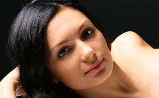 如何評價西安孫峰醫(yī)生修復雙眼皮的技術和特色風格？