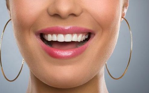 重慶激光除皺醫(yī)院哪家好？專家?guī)懔私庵貞c激光除皺獲美肌秘方