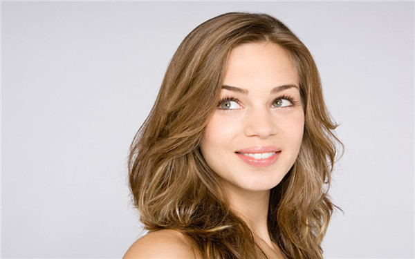 貴州省人民醫(yī)院整容外科醫(yī)生推薦，展示程代薇雙眼皮案例