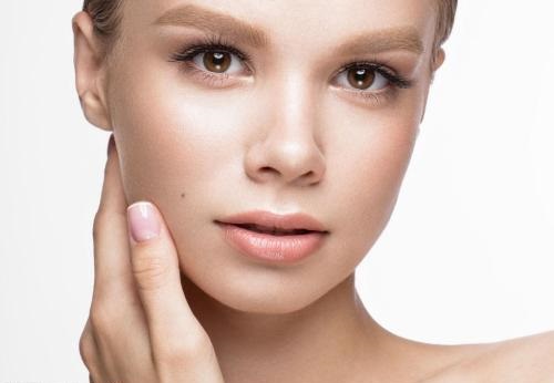 上海哪家醫(yī)院有李昕醫(yī)生？假體隆鼻價(jià)格對比略密，對比真實(shí)情況。