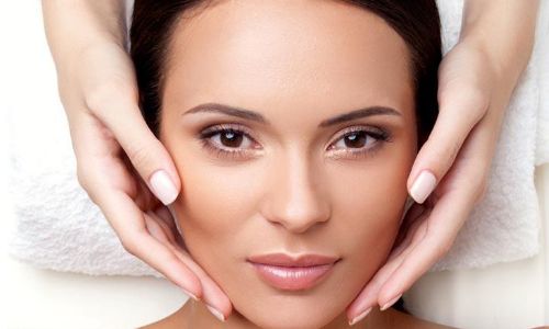 烏魯木齊天山區(qū)光明路楊小芳整形醫(yī)療美容門診怎么樣？烏魯木齊天山區(qū)光明路楊小芳整形醫(yī)療美容門診簡介|醫(yī)生團(tuán)隊(duì)|口碑評價！