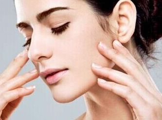 深圳哪家整形醫(yī)院做胸好？排名前幾家實力強大的醫(yī)院推薦！