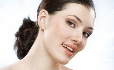 廣州三甲醫(yī)院割眼袋哪家好？專業(yè)醫(yī)師推薦頂級眼袋整形醫(yī)院