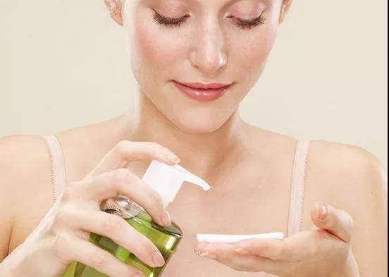 2023無錫針雕祛眉間紋專家榜單前幾(孟杰、代子軍、葛茸茸細(xì)數(shù)各家口碑)