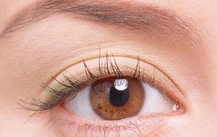 同濟(jì)徐逸：揭秘我做雙眼皮的真實(shí)經(jīng)歷，擁有無辜小鹿眼！