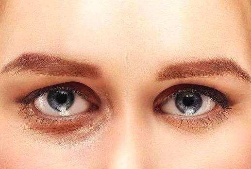 文國忠醫(yī)生的醫(yī)術(shù)和口碑如何？假體隆鼻手術(shù)對(duì)比一覽