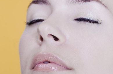 何晉龍磨骨在上海的聲譽如何？是否備受行業(yè)專家認可及技術高超？