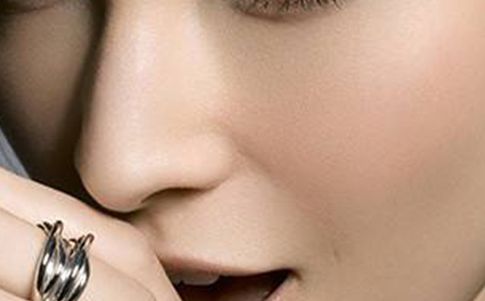 南寧自體豐胸醫(yī)院排名，哪家好選擇最靠譜？