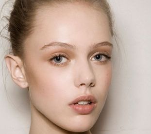 上海真正專治痘坑的醫(yī)院是哪家好？決策難題，我來幫你解決！