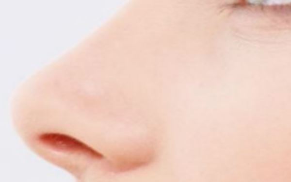 北京八大處唐勇整形醫(yī)院：自體脂肪豐胸逐夢人生！