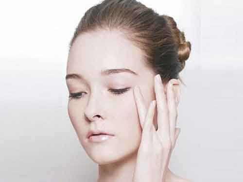 北京301醫(yī)院整形外科專家團隊介紹，排名領(lǐng)先，醫(yī)療咨詢電話及價格表，請查閱！