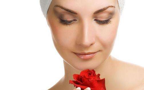 2023重慶玻尿酸膠原蛋白正規(guī)專家排名前十(向代理、楊莉、李炳澮穩(wěn)居榜首，實(shí)力親測(cè)~)