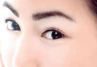 2023廣西雀斑治療正規(guī)專家推薦前十(殷國前、徐贊正、林大堅(jiān)專家技術(shù)優(yōu)勢、手術(shù)風(fēng)格多維剖析！)