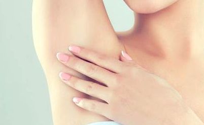 上海熊裕華鼻整形效果如何？親測(cè)專家技術(shù)靠譜嗎？