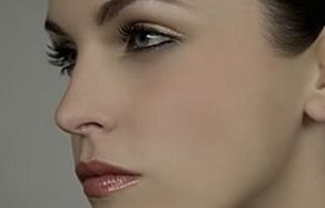 鄭州哪家醫(yī)院墊鼻子好？2023最新綜合排名及專家點(diǎn)評(píng)