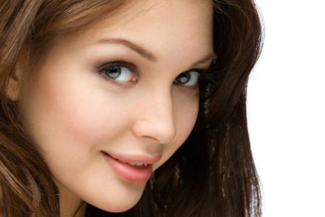 上海唇部整形手術(shù)哪家好？掌握這些關(guān)鍵信息，選擇最佳醫(yī)院和技術(shù)