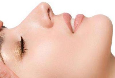 如何通過整形手術(shù)提升自信心？