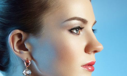 長沙做全臉填充哪家好？選擇專業(yè)美容醫(yī)院，告別困擾，擁抱自信！