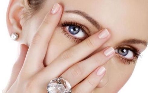 武漢做眼袋手術(shù)哪家醫(yī)院好且價(jià)格透明，術(shù)后效果顯著？