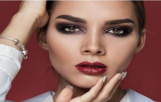 江蘇哪家整形醫(yī)院隆胸效果好且價(jià)格合適？