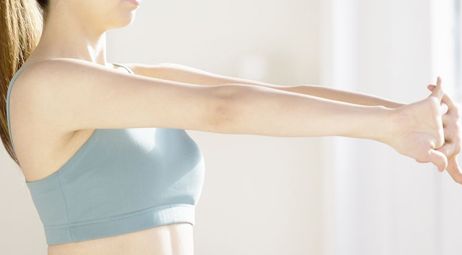 上海美聯(lián)臣李湘雨磨骨手術(shù)有何特點(diǎn)？醫(yī)生背景與經(jīng)驗(yàn)如何？