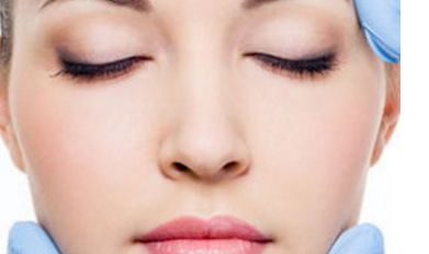 上海時(shí)光何晉龍正頜和磨骨技術(shù)名聲在外？