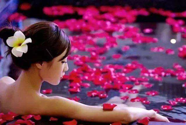 2023云南祛除青春痘醫(yī)生上榜名單前十名(明澄、毋巨龍、馮銳技術(shù)強(qiáng)的實(shí)力醫(yī)生在這！)