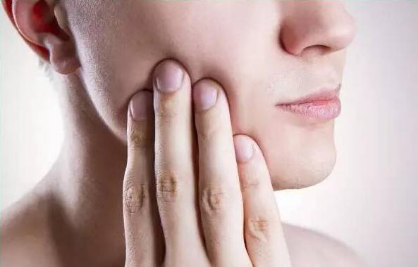 2023哈爾濱祛眼袋手術(shù)專家排名榜前十位(尹博、龔宇、計(jì)玉強(qiáng)再現(xiàn)新高度！)