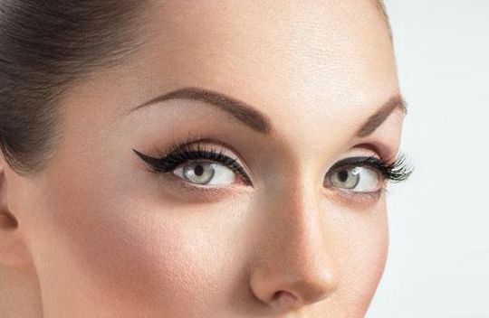 南京開雙眼皮哪家醫(yī)院好？全面測評南京頂尖雙眼皮手術醫(yī)院排行榜