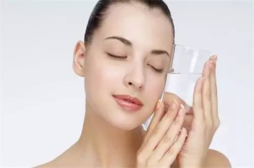 上海穆雄錚醫(yī)生的預約服務，個人簡介及擅長項目和價格列表詳解