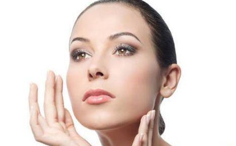 隆鼻手術(shù)后是否容易留下疤痕？假體隆鼻有自然逼真效果嗎？