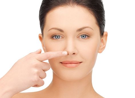 實(shí)現(xiàn)年輕容顏！祛除眼袋無(wú)針手法有副作用嗎？效果如何？