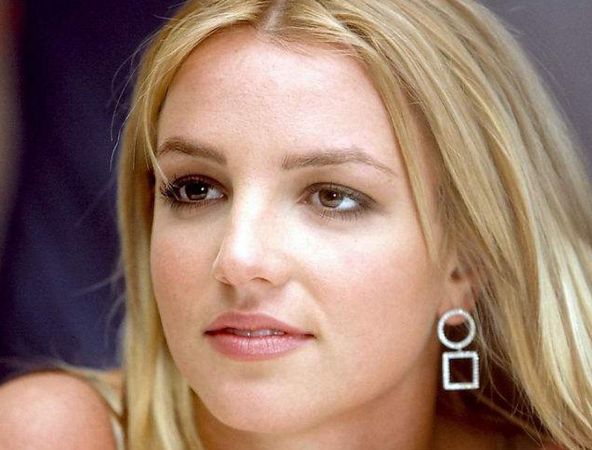 上海開(kāi)眼角手術(shù)的價(jià)格查詢