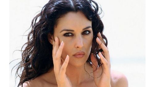 北京硅膠隆鼻術(shù)高低起伏 這是原因