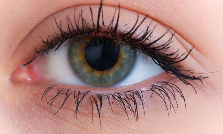 消除老年眼袋的有效方法