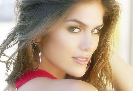 去除眼袋手術(shù)和術(shù)前睜眼有關(guān)嗎？去眼袋手術(shù)對身體有什么不良反應(yīng)？