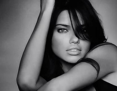 如何提高外眼角的形態(tài)？