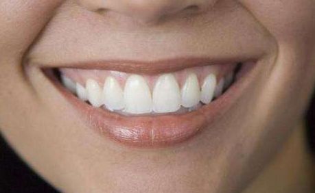 哪種隆鼻方式更適合？脂肪vs膨體，優(yōu)勢對比解析！