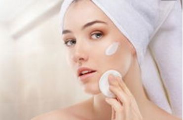 祛除眼部皺紋的方法及對(duì)比：小妙招 vs 醫(yī)美，一網(wǎng)打盡解決方案！