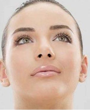 肌膚干燥脫皮？4招幫你緩解緊繃刺痛，肌膚恢復水潤！