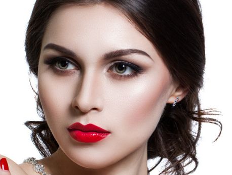 自宅時(shí)刻能夠自己挑選酸類護(hù)膚品的竅門，簡直輕松得不能再簡單